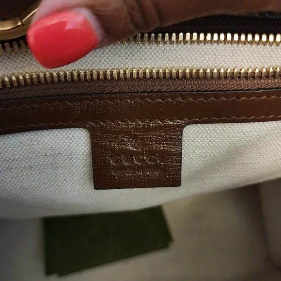 Gucci Tote Bag - Picture 4 of 10